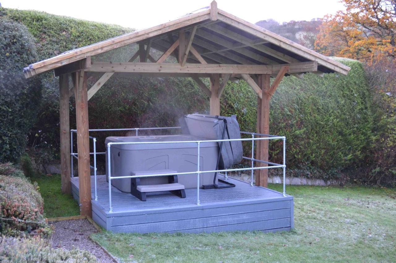 Holiday home Ty Bach, 1 Bedroom With Hot Tub And Views Bettws-yn-Rhos